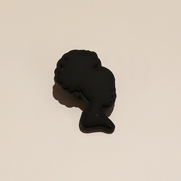 Black Excellence 12 Piece Crocs Jibbitz Bundle - Picture 3 of 13